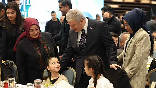 Vali Akın: 'Yetimler bizlere emanettir'