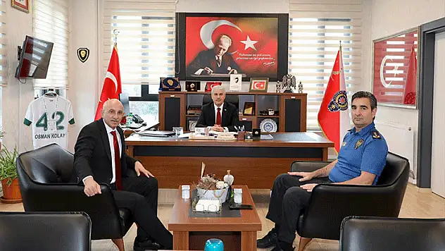 Vali Akın'dan Selçuklu İlçe Emniyet Müdürlüğü'ne ziyaret