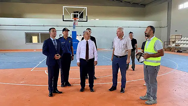 Vali Akın'dan yeni öğretim yılında kapılarını açacak eğitim kurumuna ziyaret