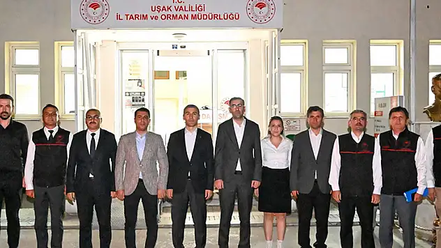 Vali Aktaş, Uşak'taki tarım hizmetleri hakkında yerinde bilgi aldı