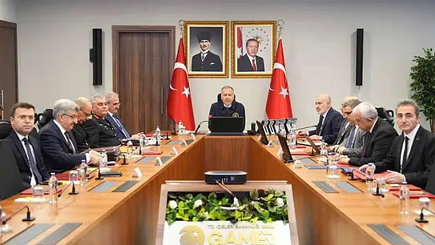 Vali Çiçekli, İçişleri Bakanlığı toplantısında