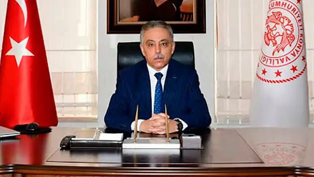 Vali Cüneyit Orhan Toprak'tan veda mesajı