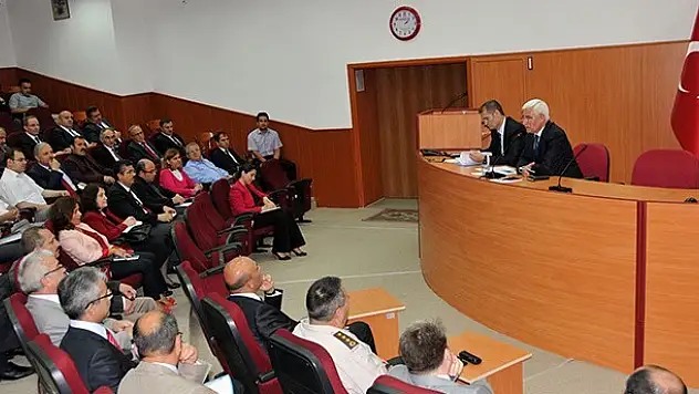 Vali Koca 'Kamunun hakkını korumalıyız'