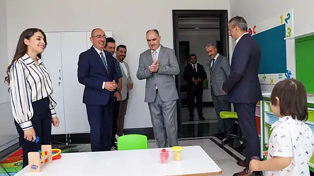 Vali Özkan'dan Meram'ın özel projesine övgü 