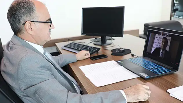 Vali Özkan: 'Pandemi dönemine rağmen yatırım teşvik belgesinde rekor kırdık'
