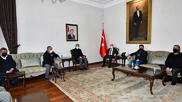 Vali Özkan: 'Şehitlerimizin emanetlerine hizmet etmenin gururunu yaşıyoruz'