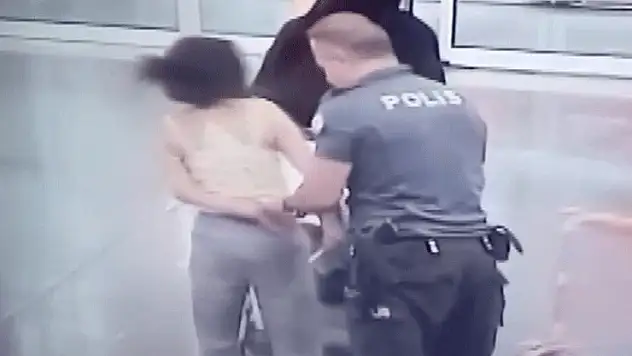 Valizinin kaybolduğunu iddia eden alkollü kadın terminali ayağa kaldırdı... O anlar kamerada