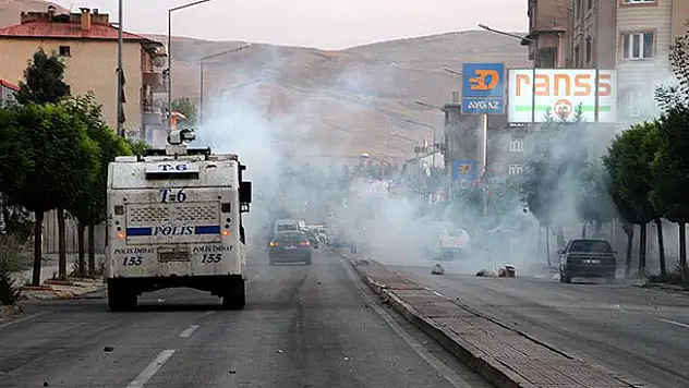 Van'da 8 kişi gözaltına alındı!