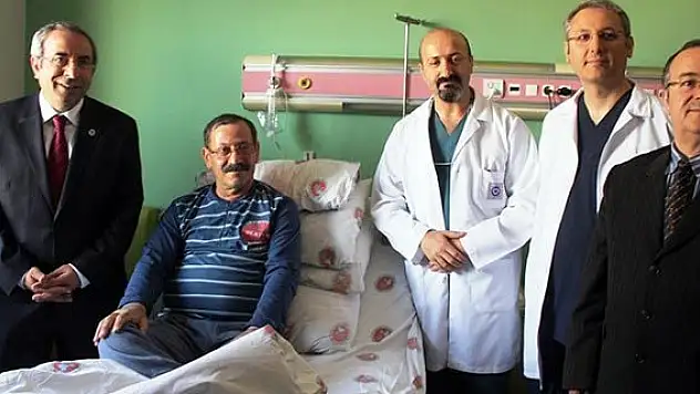 Van'da narkozsuz kalp ameliyatı