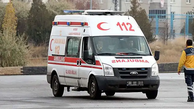 Van'da silah kazasında yaralanan asker şehit oldu