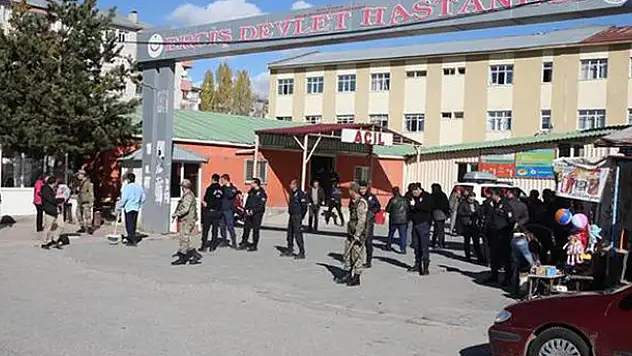 Van'da Terör Saldırısında 1 Astsubay Şehit Oldu