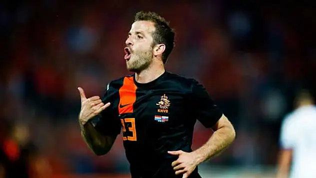 Van der Vaart İspanya yolcusu