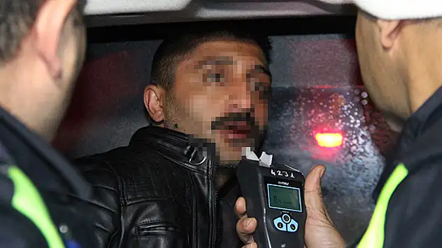 'Vatan haini miyiz, ben de askerlik yaptım'