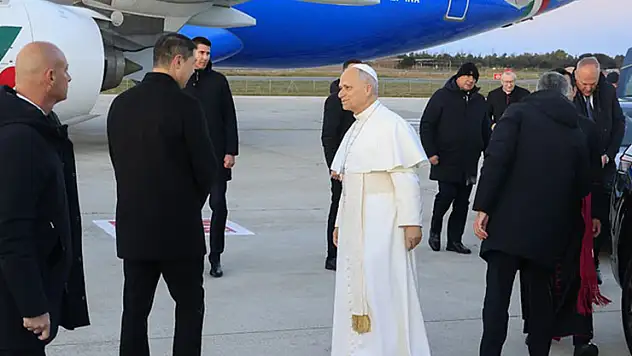 Vatikan Devlet Başkanı Papa 14. Leo'nun uçağı Türkiye'ye hareket etti