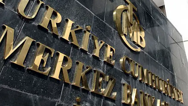 Ve Merkez silahına sarıldı
