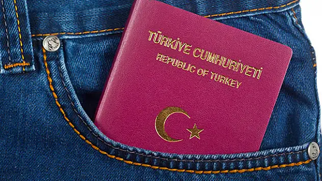 Vize kalkıyor o ücret kalkmıyor!