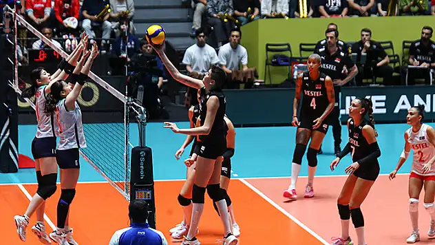 VOLEYBOLDA 'MİLLİ SEZON' BAŞLIYOR