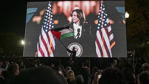 Washington'da seçim mitingi düzenleyen Harris'e Gazze protestosu