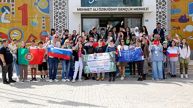 Yabancı öğrenci ve öğretmenler MEGA'ya ve Meram'a hayran kaldı
