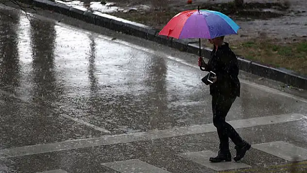 Yağışla sıcaklıklar düşecek! Konya'da hava durumu