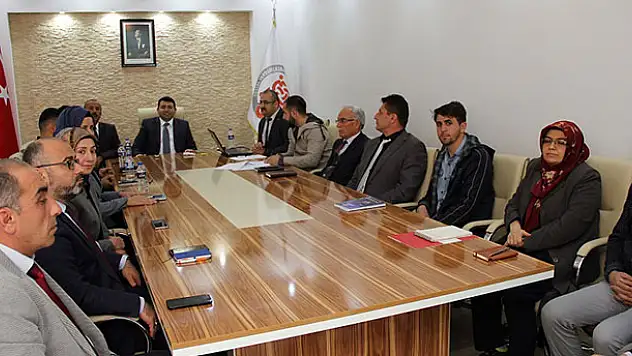 Yalıhüyük'te 'Hayat Boyu Öğrenme Toplantısı' yapıldı