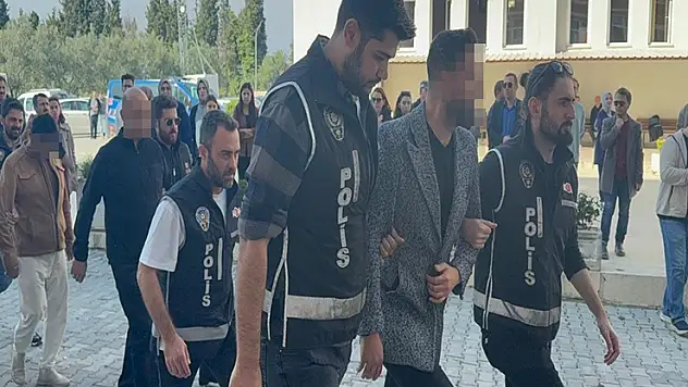 Yalova İl Göç İdaresi Müdürlüğü'ne 'rüşvet' operasyonunda 9 şüpheli adliyede