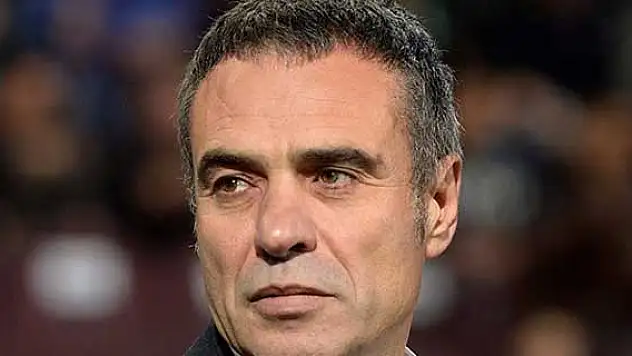Yanal yılın antrenörü seçildi