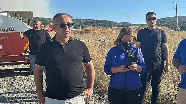 Yangın bölgesinde dumandan etkilenen Başkan Tekin hastaneye kaldırıldı