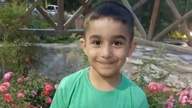 Yangın çıkan araçta 6 yaşındaki çocuk hayatını kaybetti!
