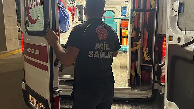 Yanlışlıkla fare zehri içen çocuk yaşam savaşı veriyor
