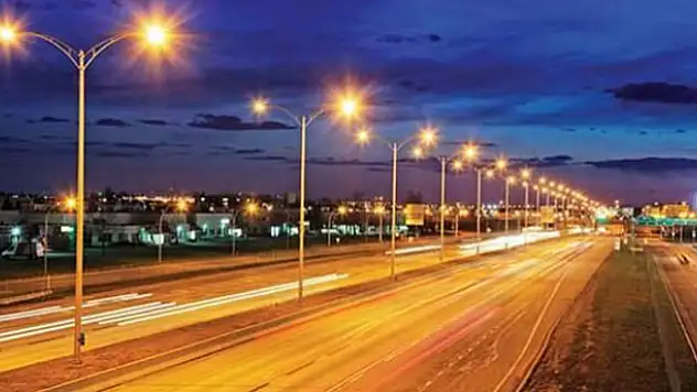 Yanmayan elektrik direğinin cezası 707 TL'ye oldu