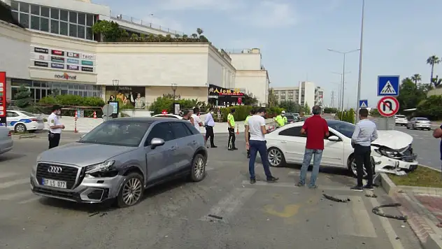 Yaralamalı trafik kazası sonrası 'kim haklı' tartışması
