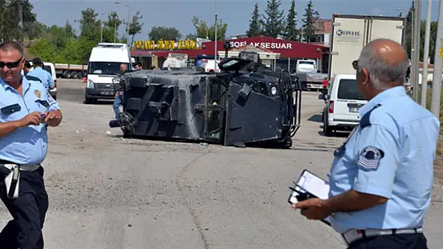 Yaralı polis şehit oldu