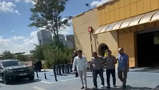 Yardım etme bahanesiyle engellilerin telefonlarını çalan şüpheli tutuklandı
