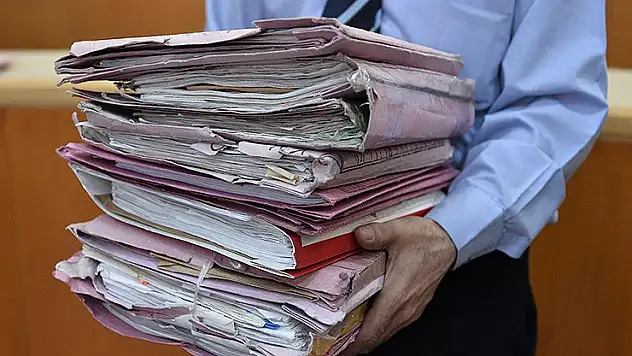 Yargının iflas tablosu: Milyonlarca dosya karar bekliyor