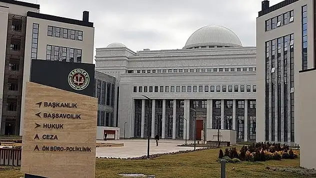 Yargıtay, boş kağıda atılan imza ile kiracının tahliyesini hukuka uygun buldu
