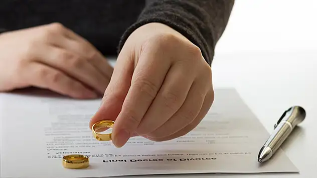 Yargıtay'dan boşanacak çiftleri ilgilendiren emsal karar