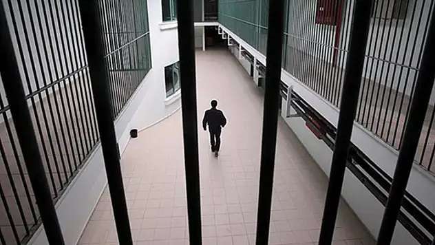 Yargıtay'dan cezaevindekiler için flaş nafaka kararı
