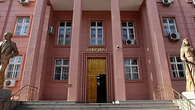 Yargıtay'dan emsal karar: Hasta kocasına bakmayan kadına nafaka şoku