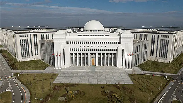 Yargıtay, herkese açık hesaptan alınan fotoğrafların paylaşılmasını 'kişisel veri ihlali' saydı