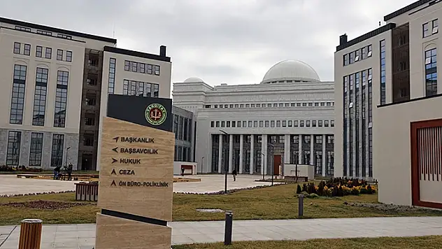 Yargıtay koyun sürüsünün neden olduğu trafik kazasında çobanı sorumlu tuttu
