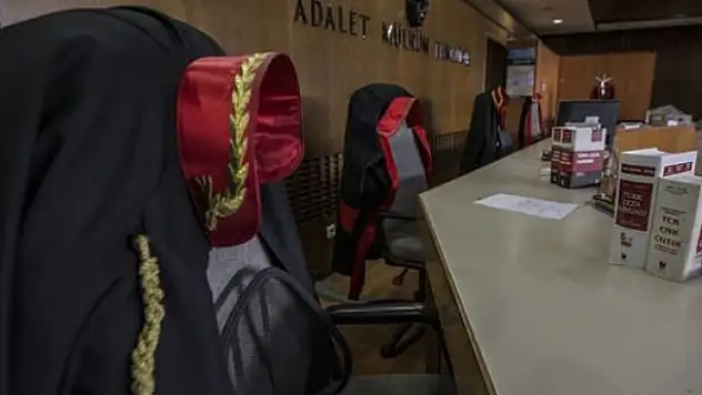 Yargıtay onadı! - Aldatan kadına casus yazılım şoku!