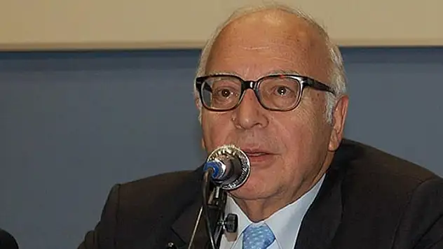 Yargıtay Onursal Başsavcısı Sabih Kanadoğlu hayatını kaybetti
