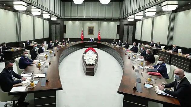 Yarın kabine toplanıyor! Peki masada hangi konular var?
