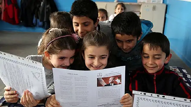 Yarıyıl tatili bugün başladı! Milyonlarca öğrenci karne aldı