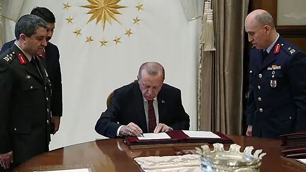 YAŞ kararları açıklandı