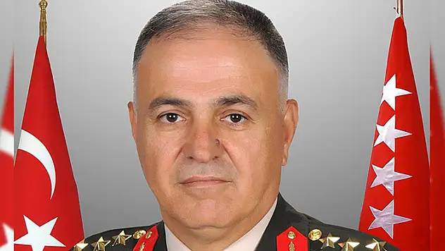 YAŞ toplantısı kararları açıklandı! Yeni Genelkurmay Başkanı Metin Gürak oldu