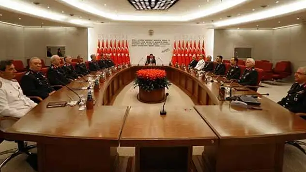 YAŞ toplantısında ilk gün sona erdi