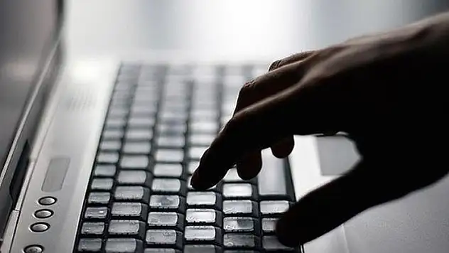 Yasa dışı bahis reklamı yaptığı tespit edilen 10 sosyal medya hesabına erişim engeli getirildi