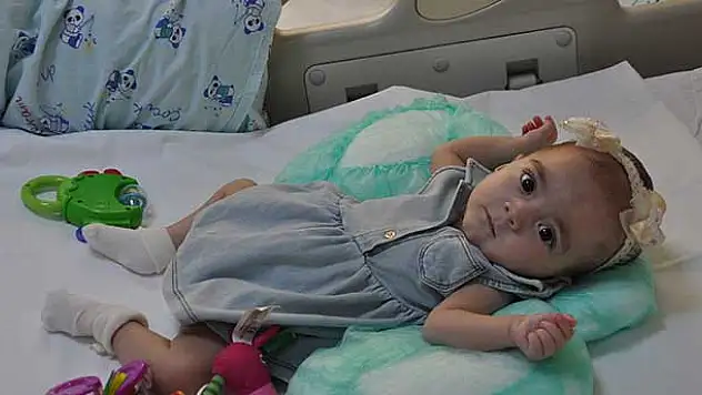 'Yaşaması mucize' denilen minik Alya herkesi şaşırttı